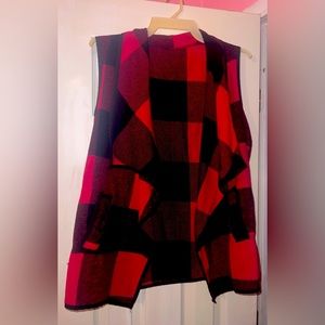 GORGEOUS Red BuffaloCheck Vest w/ Pockets! NWOT